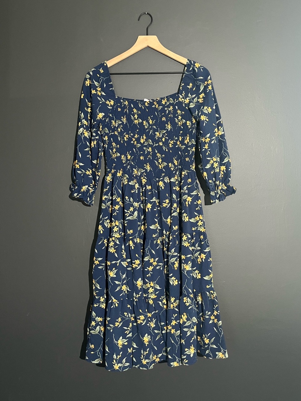 Baltic Born Floral Smocked Midi Dress Size Medium Navy Yellow Puff Sleeve